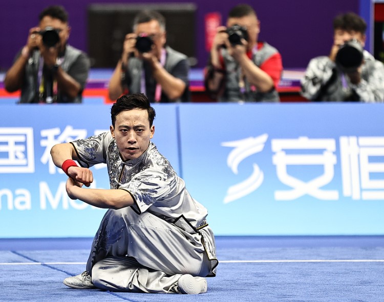 中国选手斩获金牌创造辉煌！杭州亚运会中文直播在哪看？