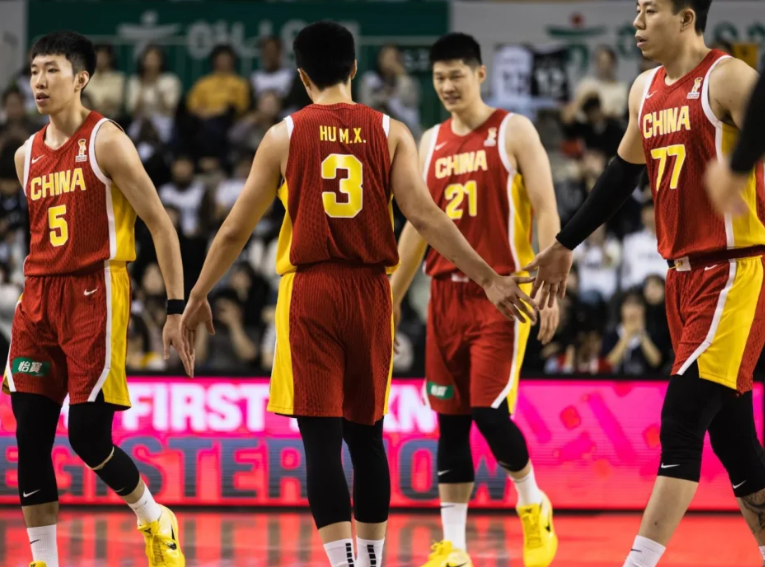 18:05开战！中国男篮生死战12人名单出炉！在加拿大怎么看男篮世预赛中文解说直播？
