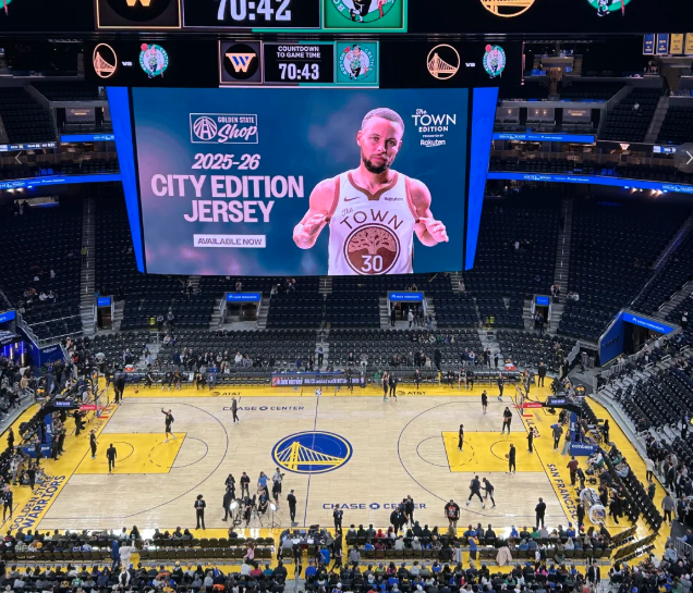 2026NBA常规赛终极冲刺！东西部大乱斗！在海外怎么看NBA常规赛中文直播？